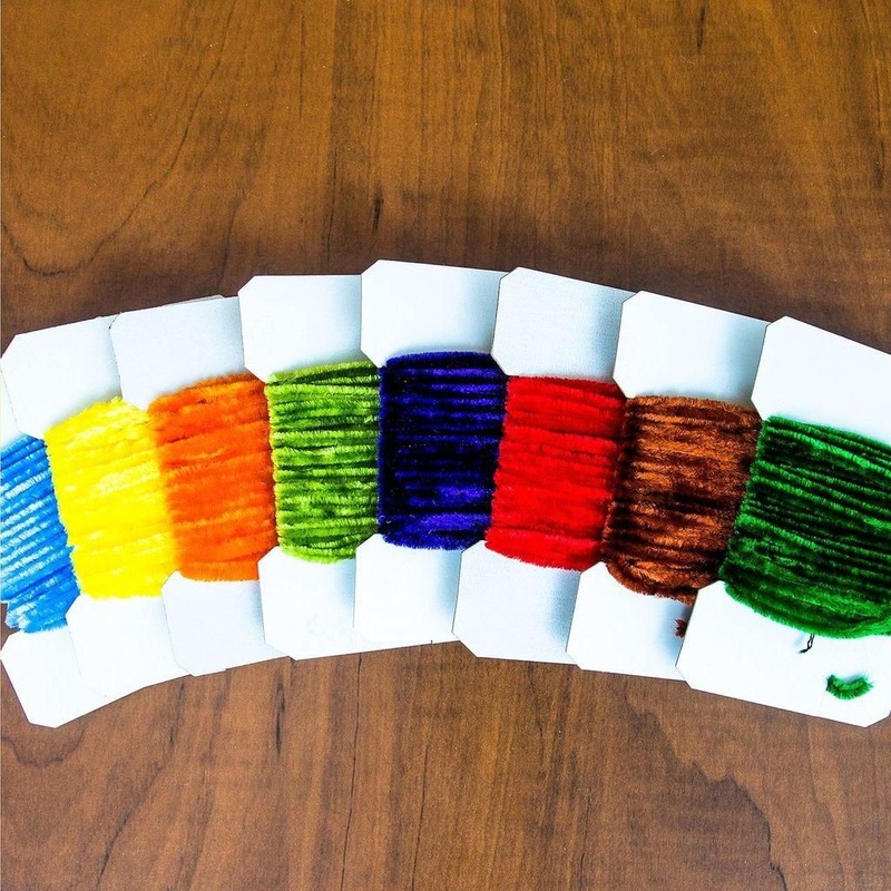 Rayon Chenille: Medium|Red|Black|Brown|Tan|Purple|Wine|Worm Green|Ginger|Yellow|Yellow Olive|Dark Olive|Orange|Light Olive|Pink|White|Medium