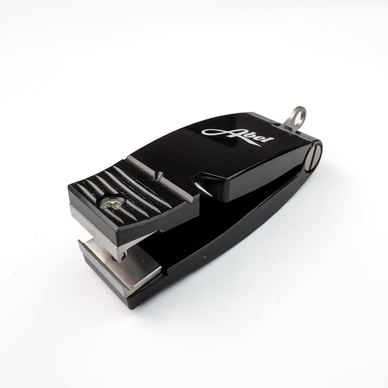 Abel Nipper – Black