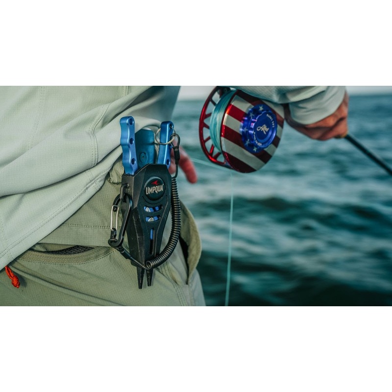 Umpqua RiverRun Big Game Pliers With Sheath