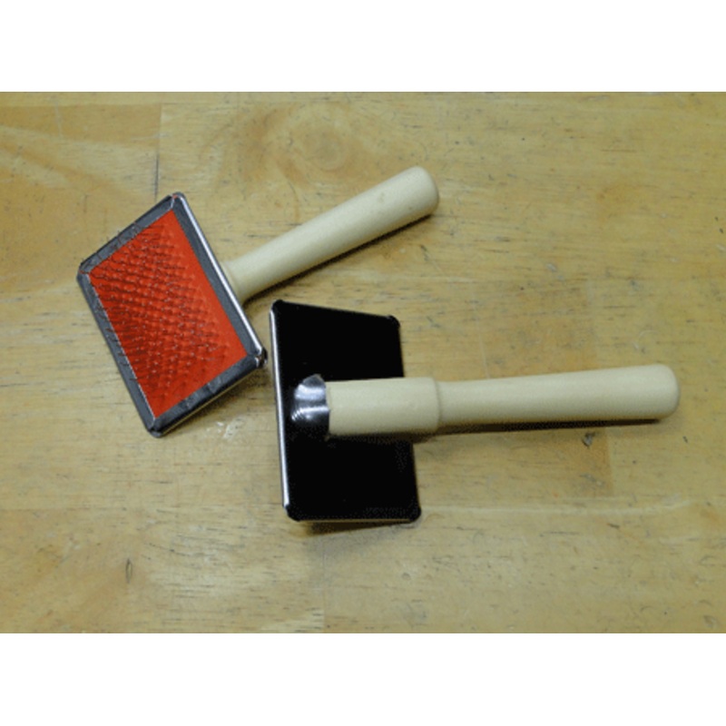 FTD Fly Tying Brush|Small|Medium