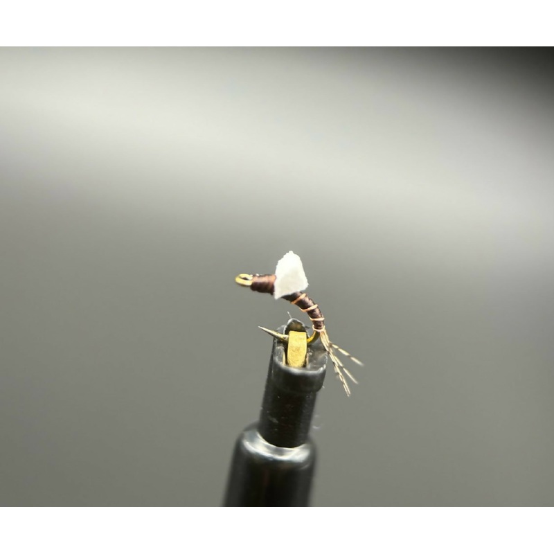 Chocolate Thunder – foam wing emerger size 24