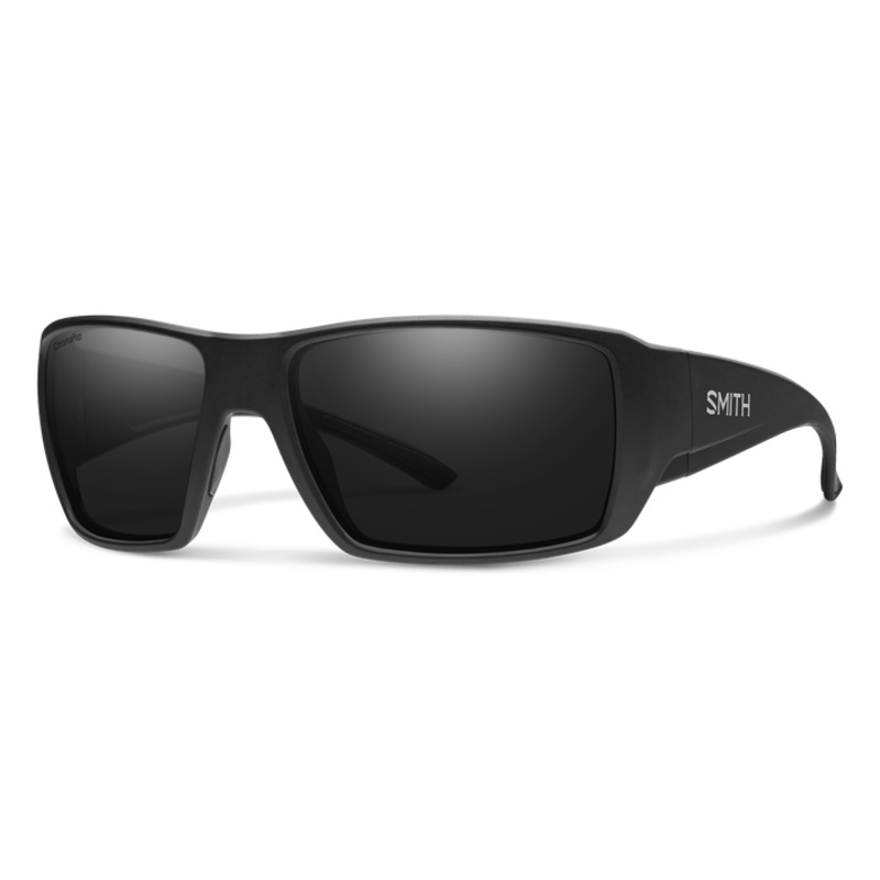 Smith Guide’s Choice XL Matte Black Frame w/ ChromaPop Glass Black Polarized Lens